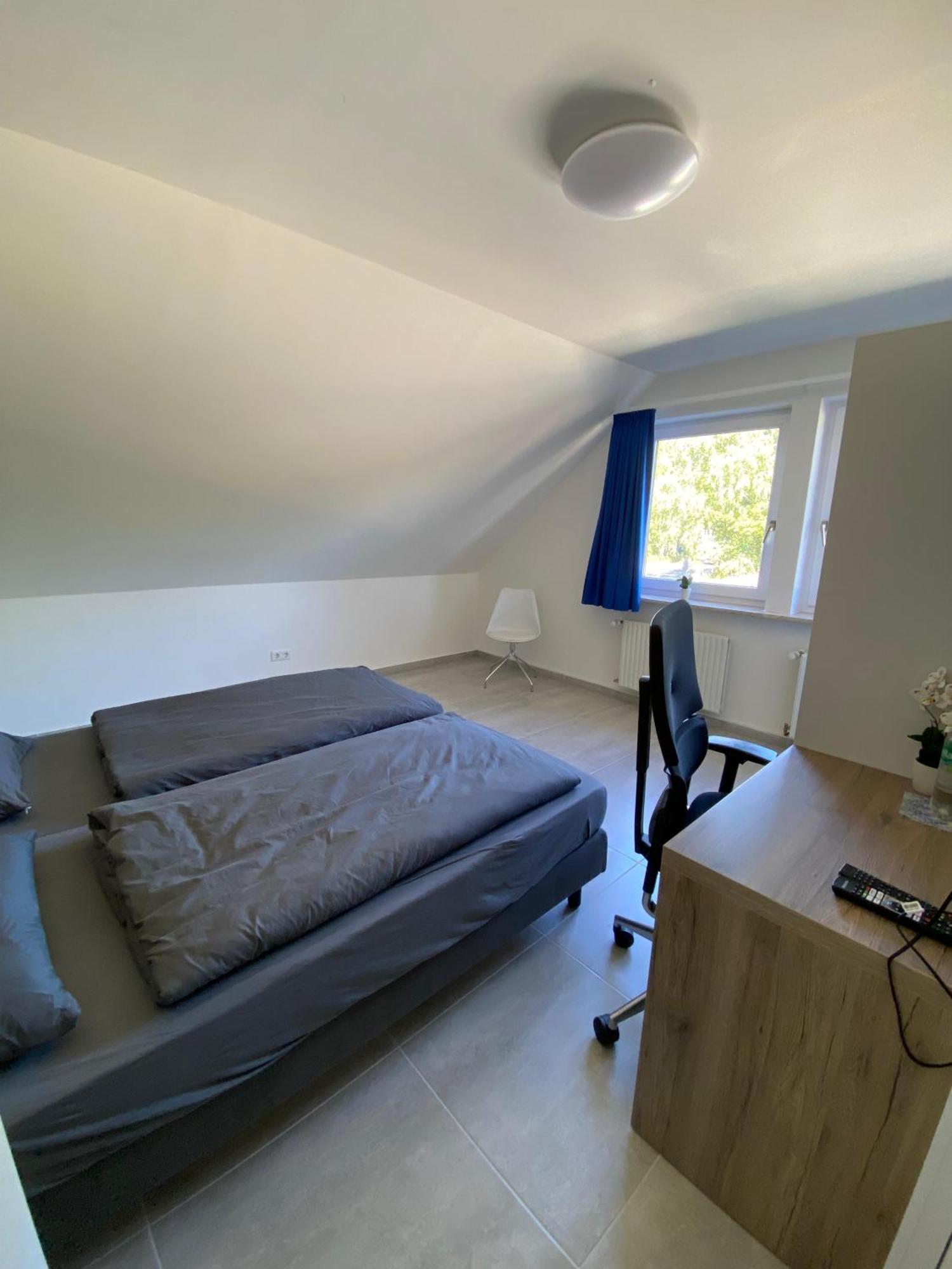 Mk Hostel Oyten - Free Wifi & Parking - 24H Check-In Ngoại thất bức ảnh