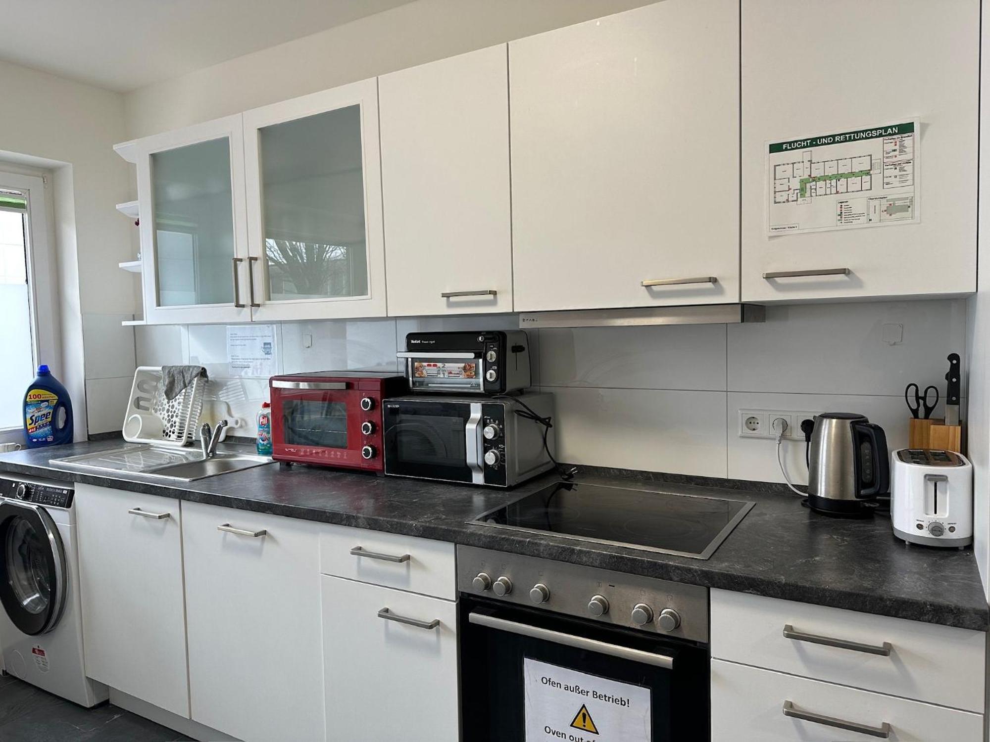 Mk Hostel Oyten - Free Wifi & Parking - 24H Check-In Ngoại thất bức ảnh