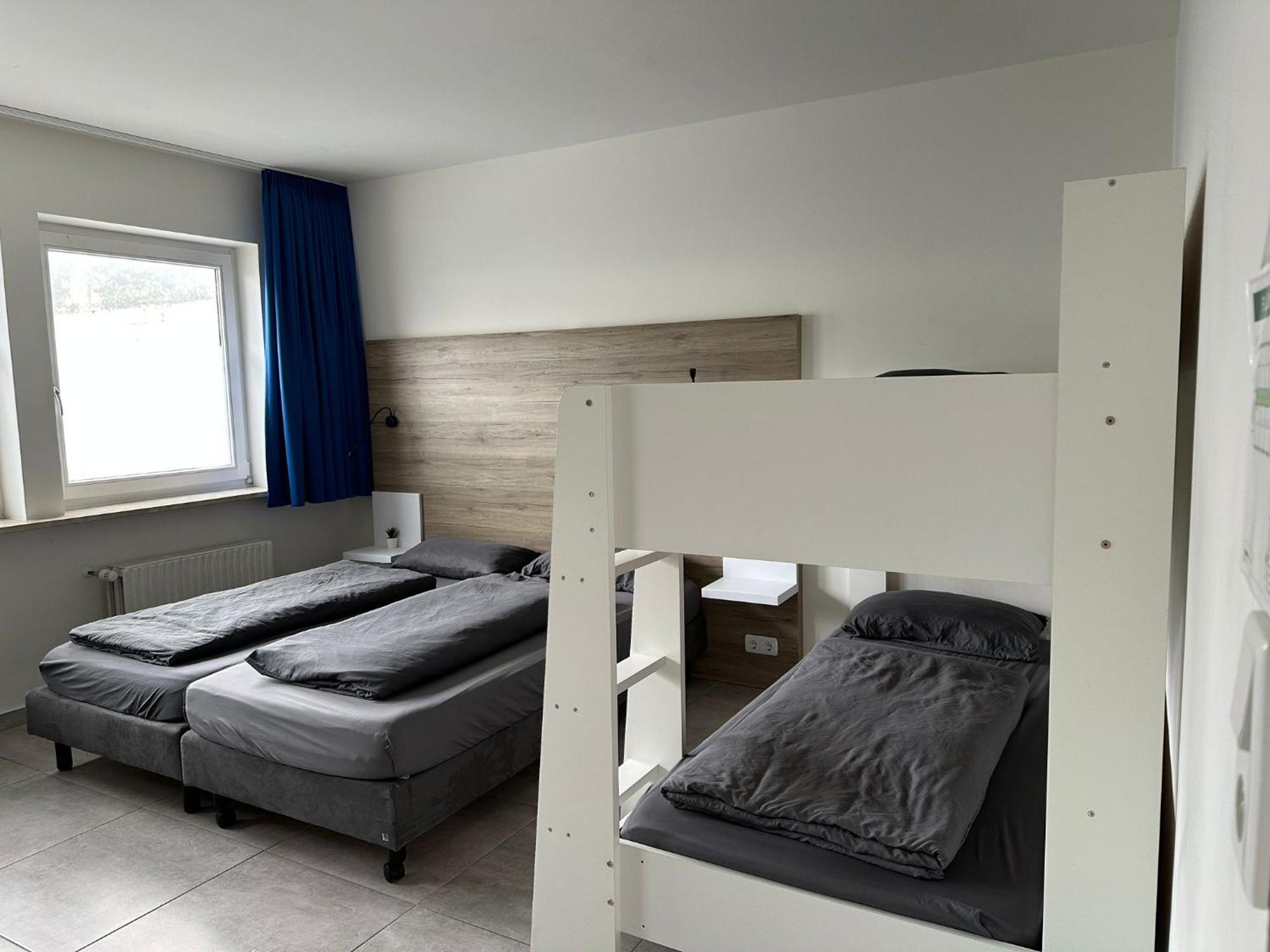 Mk Hostel Oyten - Free Wifi & Parking - 24H Check-In Ngoại thất bức ảnh