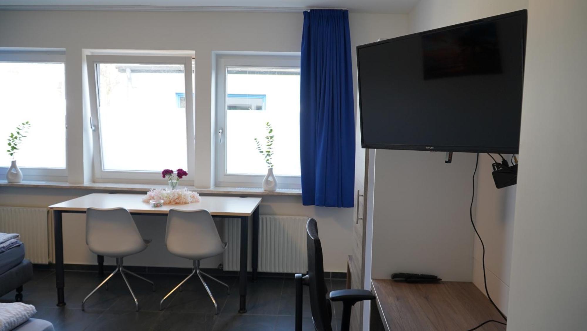 Mk Hostel Oyten - Free Wifi & Parking - 24H Check-In Ngoại thất bức ảnh