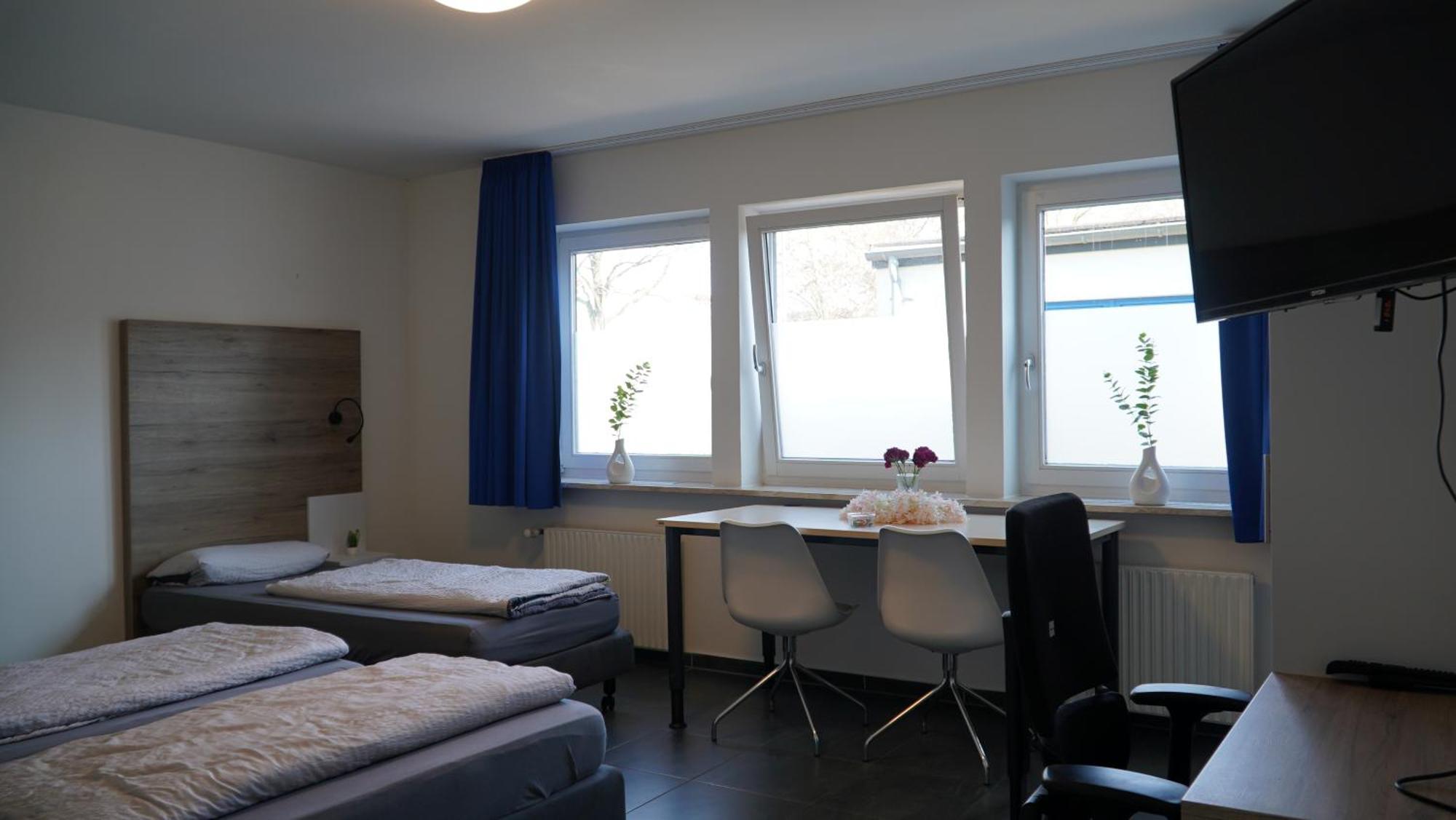 Mk Hostel Oyten - Free Wifi & Parking - 24H Check-In Ngoại thất bức ảnh